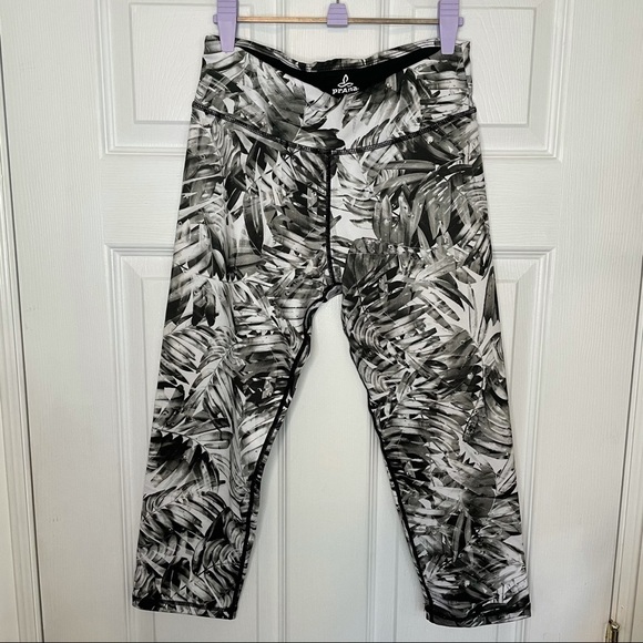 PRANA Leaf Print Roxanne Cropped Workout Leggings Medium - Picture 3 of 7